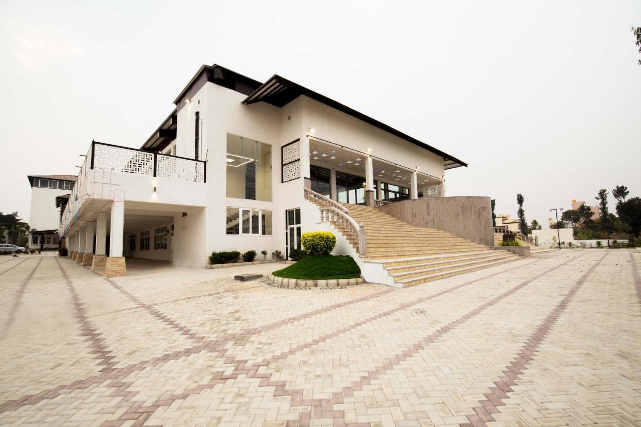 Vistar Pavithra Vivaha Convention Hall Jigani Екстериор снимка